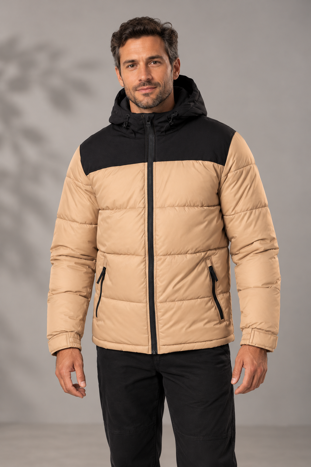Parka professionnelle bicolore matelassée – Le Relais portée, coloris Beige et noir