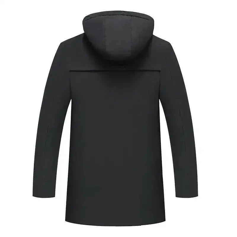 Parka longue homme noire coupe slim vue arrière avec capuche, style minimaliste.