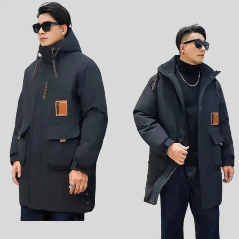 Parka longue homme grande taille noire – Le Titan, modèle élégant avec poches et capuche, disponible en grande taille.
